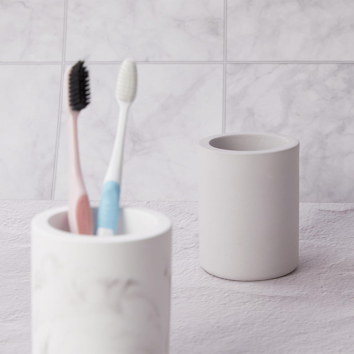 Drying Stone Toothbrush Holder, Diatomite Toothbrush Holders for Bathroom Counter, Quick Drying Electric Toothbrush and Toothpaste Holder Bathroom Organizer, Light Grey