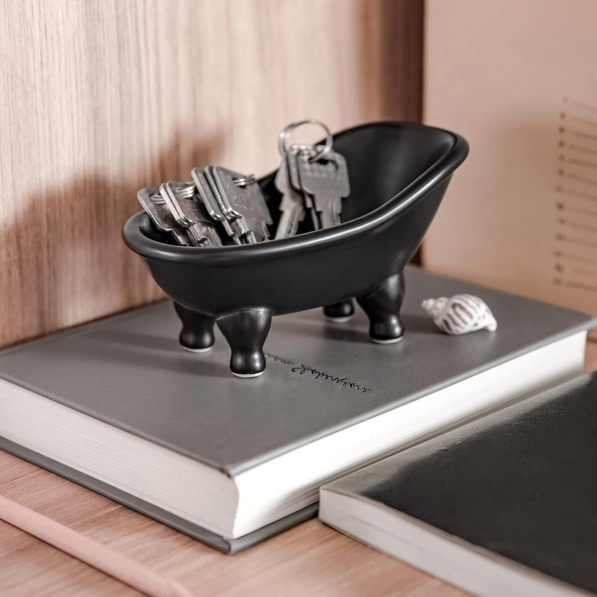 Soap Dish, Ceramic Soap Holder with Drainage for Shower, 1 Pack Bar Soap Tray, Keep Soap Dry & Easy Clean, Sponge Holder for Bathroom, Bathtub Kitchen Sink (Black)